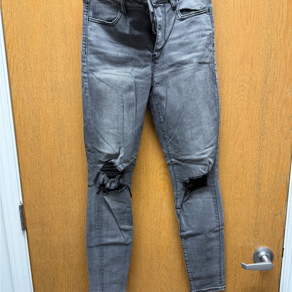 American Eagle Outfitters Gray Ripped Skinny Jeans
